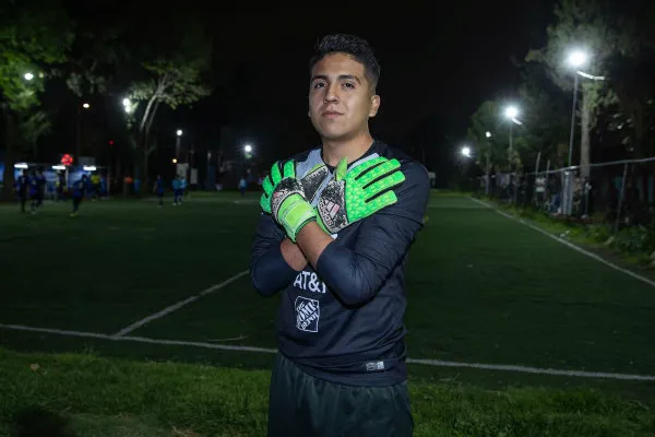 MIGUEL PONTÓN García durante una sesión con RÉCORD