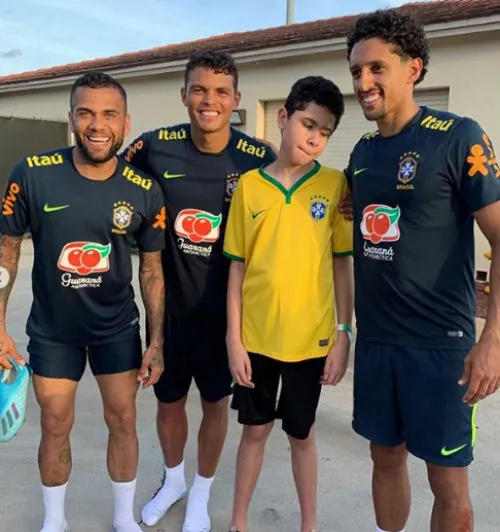 INSTAGRAM @pringrecco Nickollas junto a jugadores brasileños
