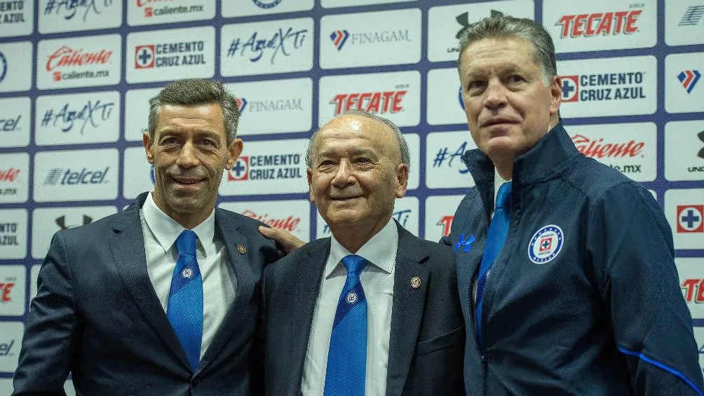 MEXSPORT Billy Álvarez junto a Ricardo Peláez en la presentación de Pedro Caixinha