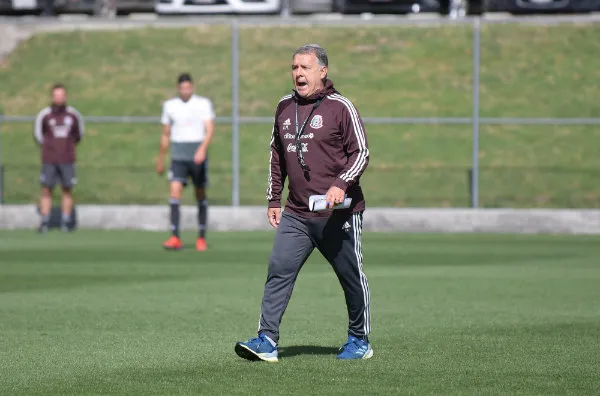 MEXSPORT Tata Martino durante un entrenamiento con el Tricolor
