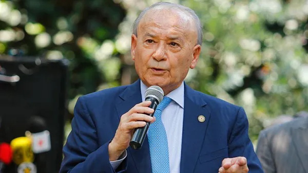 IMAGO7 Billy Álvarez en un evento con Cruz Azul