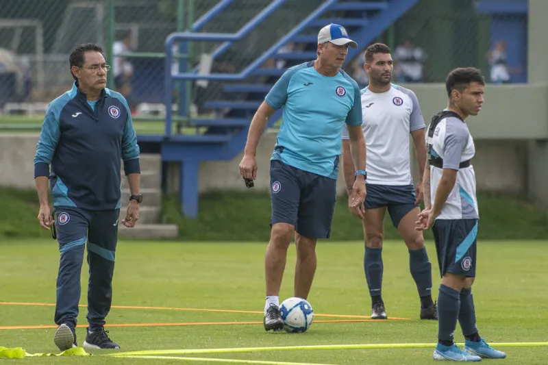 MEXSPORT Robert Siboldi dirige una práctica de Cruz Azul en La Noria