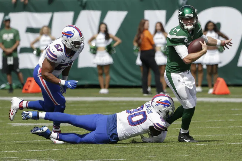 AP Sam Darnold, durante el juego entre Jets y Bills