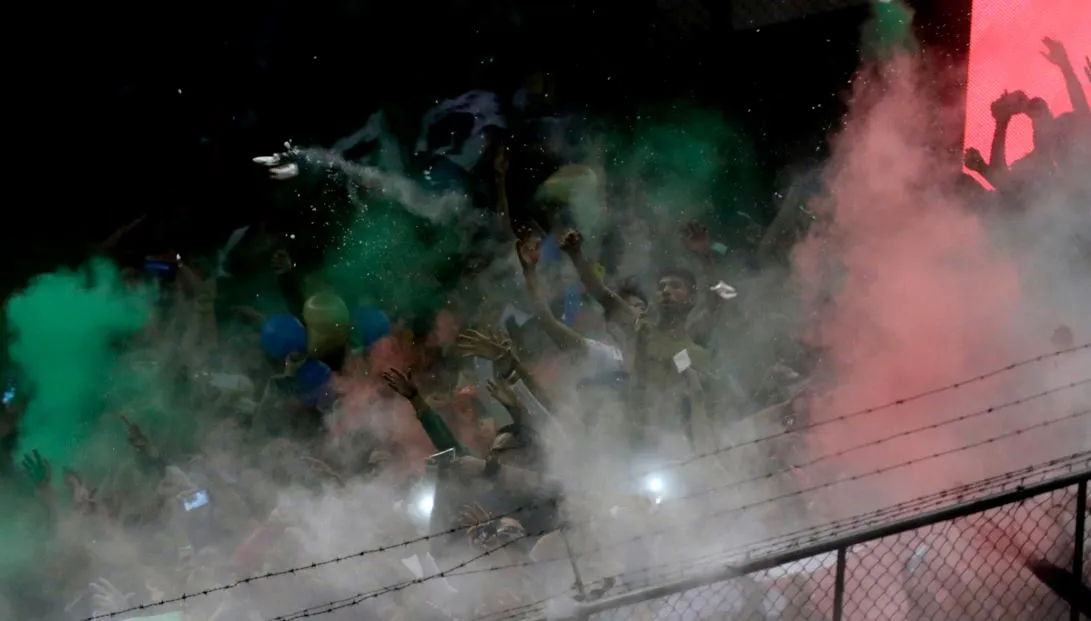 IMAGO7 Seguidores de los universitarios gritan el 'Goyazo