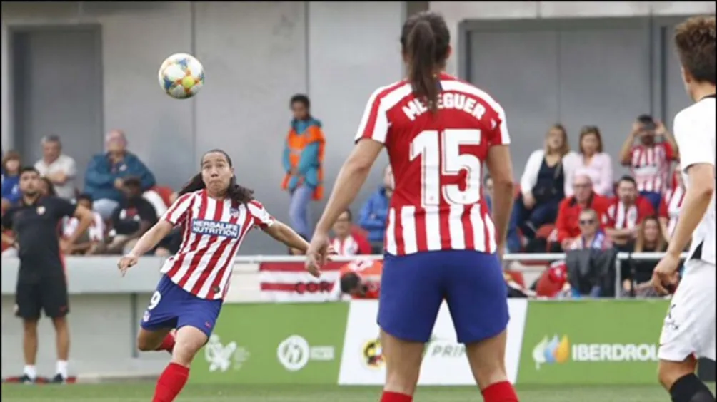 Corral, durante una acción ofensiva en el duelo vs Sevilla