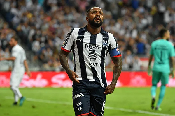 Dorlan se lamenta en juego Rayados