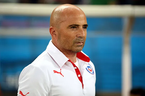 Sampaoli, ne la banca, previo a un juego de Chile
