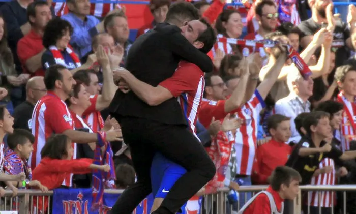 EFE Simeone y Diego Godín, en festejo