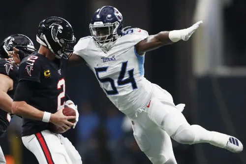 AP Matt Ryan, a punto de ser capturado por los Titans