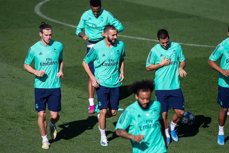Bale, Benzema y Hazard entrenan juntos