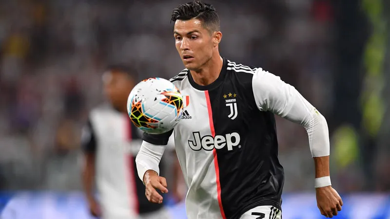 FACEBOOK @JUVENTUSES CR7 durante un compromiso con la Juventus
