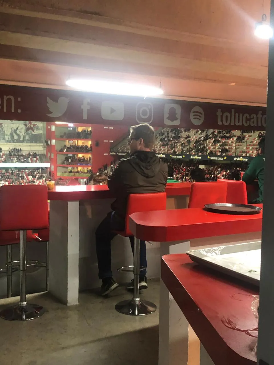 ZARITZI SOSA El visor del Dortmund, de espaldas en el Nemesio Diez