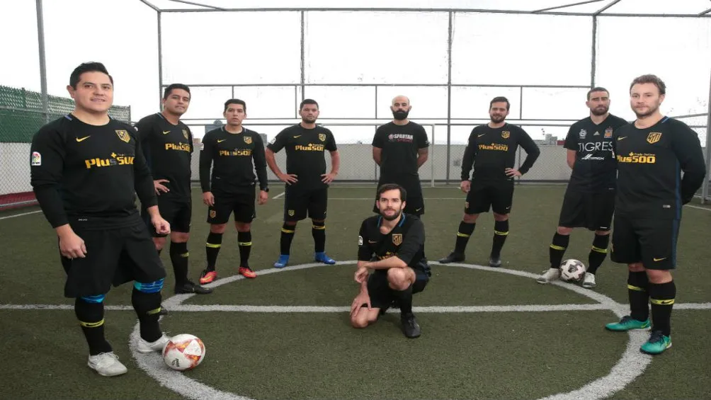 Roberto y sus compañeros de Fut 7