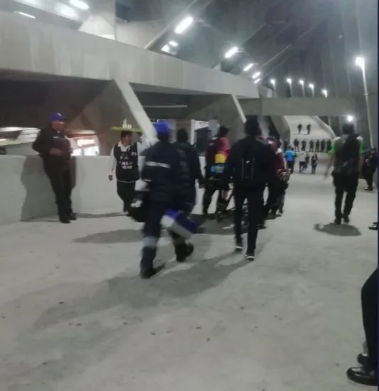 Foto de la supuesta mujer que se intentó suicidar en el Azteca