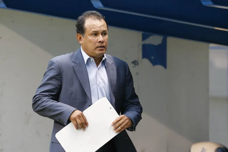 IMAGO7 Juan Reynoso, en un juego de Puebla