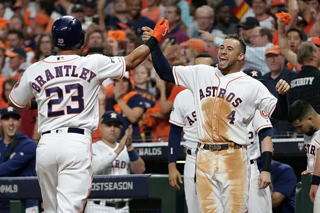 Brantley y Springer, luego de anotar