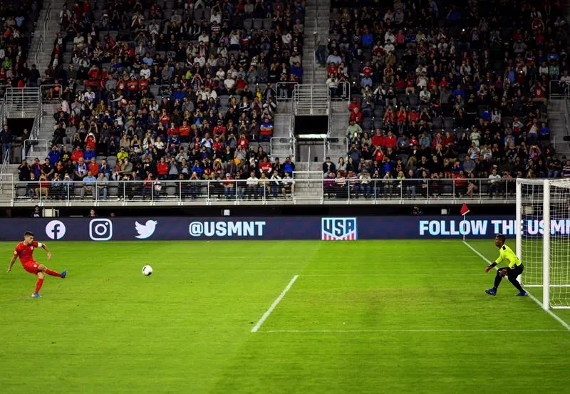 EFE Christian Pulisic cerró la cuenta para Estados Unidos