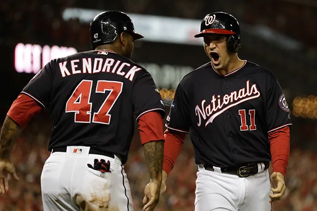 AP Kendrick y Zimmerman festejan una carrera