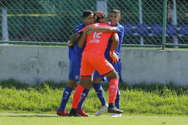 IMAGO7 Guillermo Allison celebrando su anotación con Cruz Azul sub 20