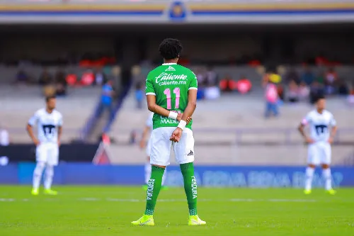 León y Pumas paran un minuto en apoyo al Veracruz