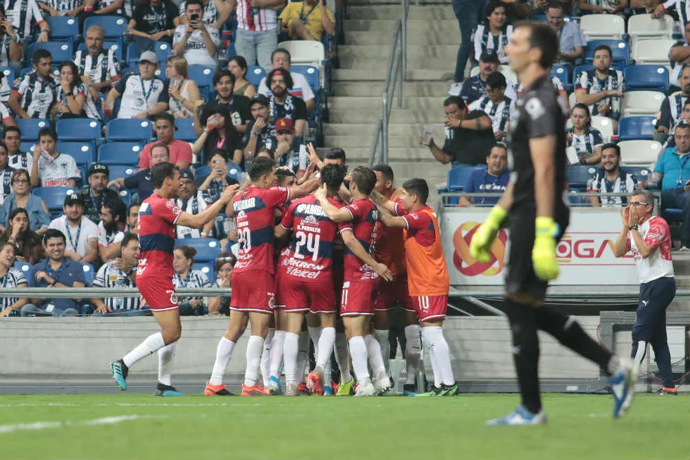 IMAGO7 Chivas festejó una anotación contra Rayados