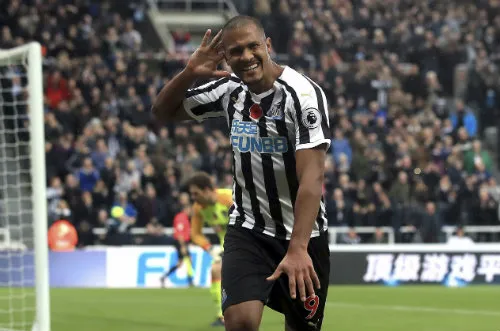 AP Salomón Rondón, delantero del Newcastle