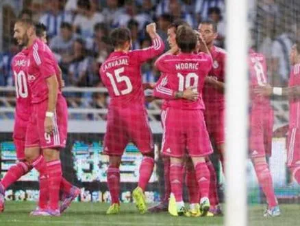 EFE Uniforme rosa que usó el Real Madrid en la Temporada 2014-15