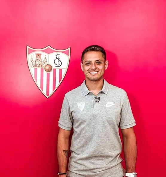 Chicharito en las instalaciones del Sevilla