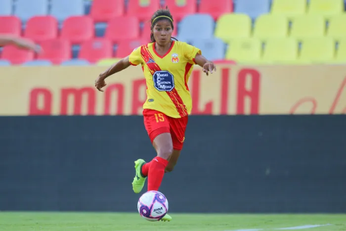 IMAGO7 Alejandra Calderón, durante un partido de Morelia