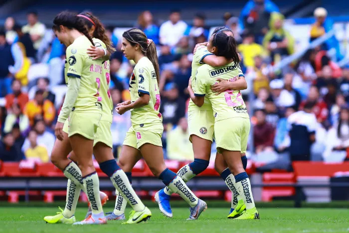 IMAGO7 Jugadoras del América, durante juego en el Azteca