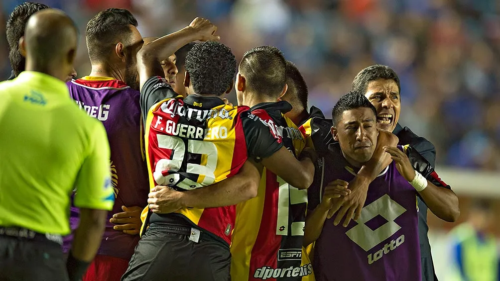 Los Leones Negros de Alfonso Sosa vencieron a Cruz Azul en 2016