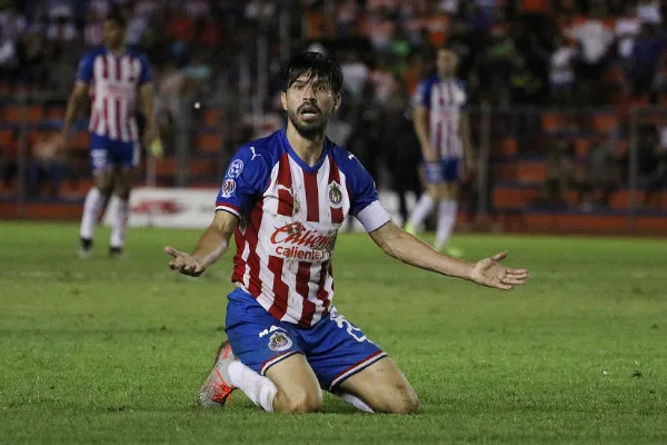 IMAGO7 Oribe Peralta, jugador de Chivas, en el partido ante Juárez