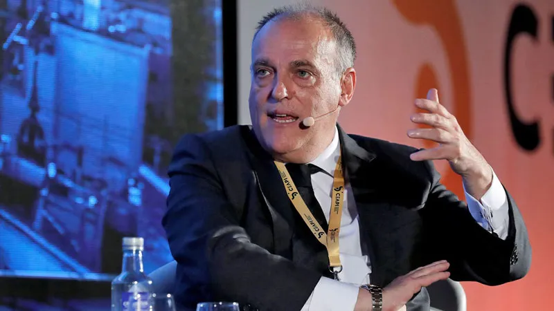 EFE Tebas, en una conferencia de prensa