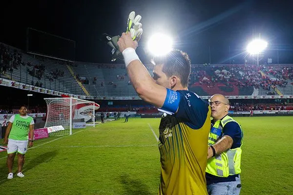 Jurado al final del partido contra Puebla