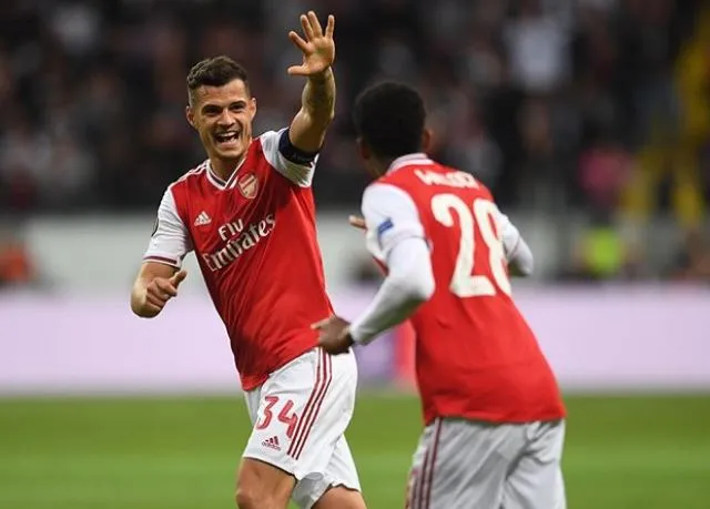 INSTAGRAM @GRANITXHAKA Granit Xhaka en festejo en un juego del Arsenal