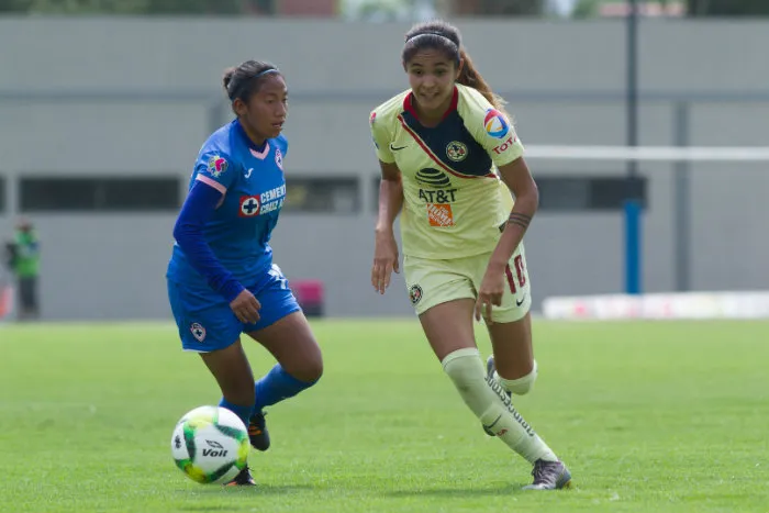 IMAGO7 Daniela Espinosa, en un partido del América