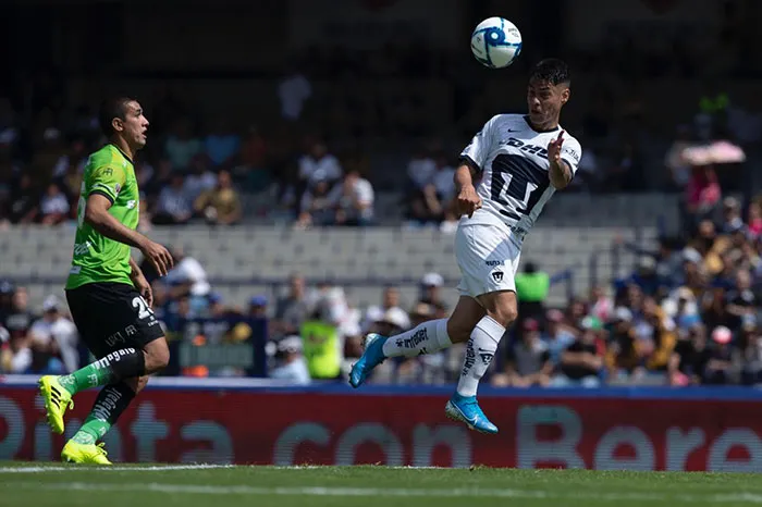 Mora, durante el partido ante Juárez