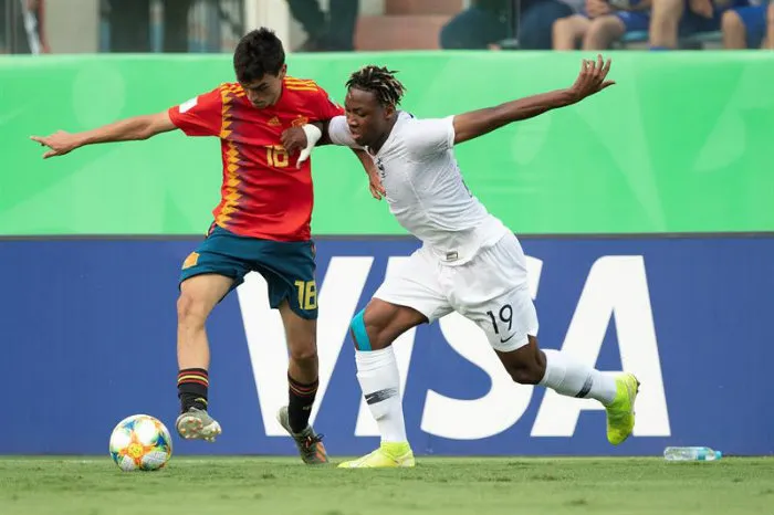 Pedri Gonzalez y Brandon Soppy, durante el partido