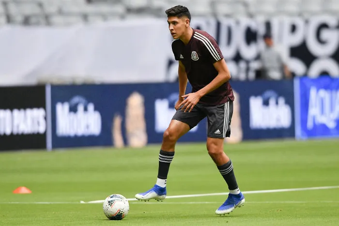 Álvarez, en un entrenamiento del Tri