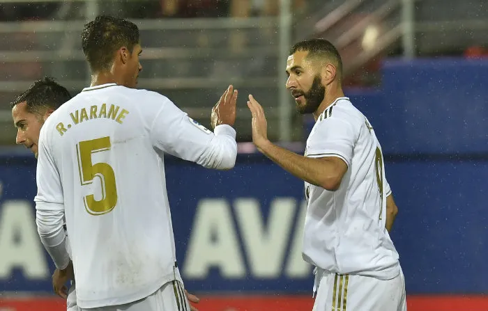 AP Benzema y Varane, en festejo con Real Madrid