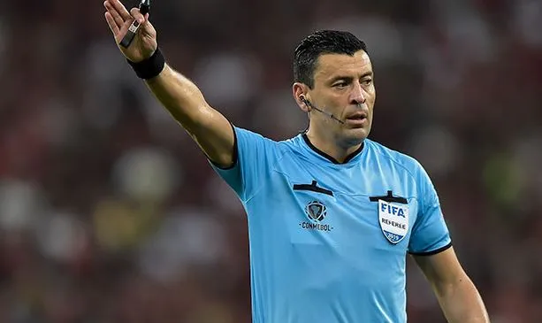 CONMEBOL.COM Roberto Tobar, durante un partido