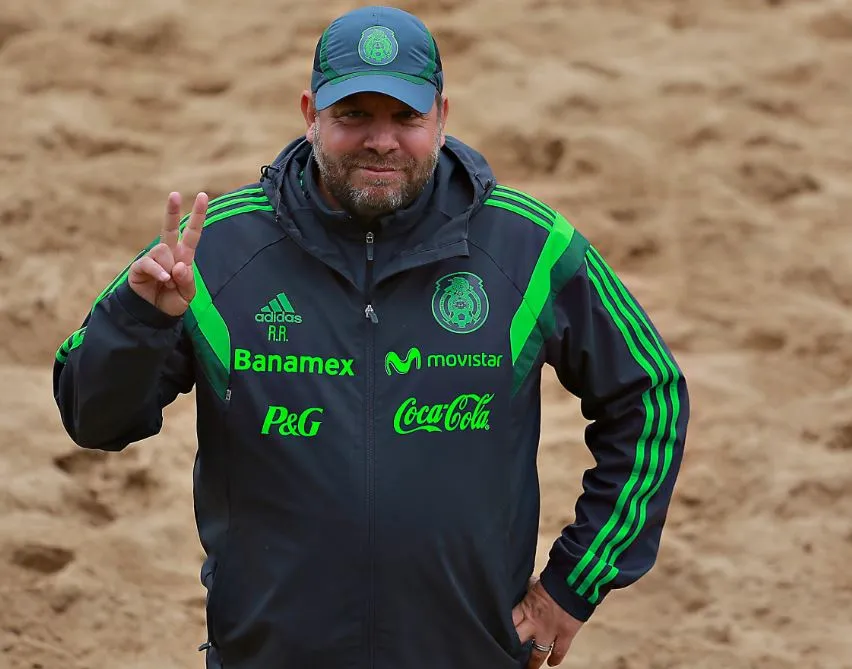 IMAGO7 Ramón Raya previo a un duelo de México