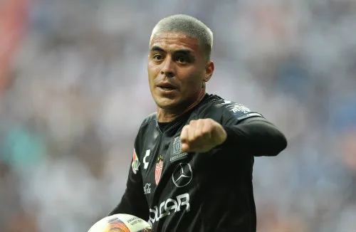 IMAGO7 Brian Fernández durante un partido con el Necaxa