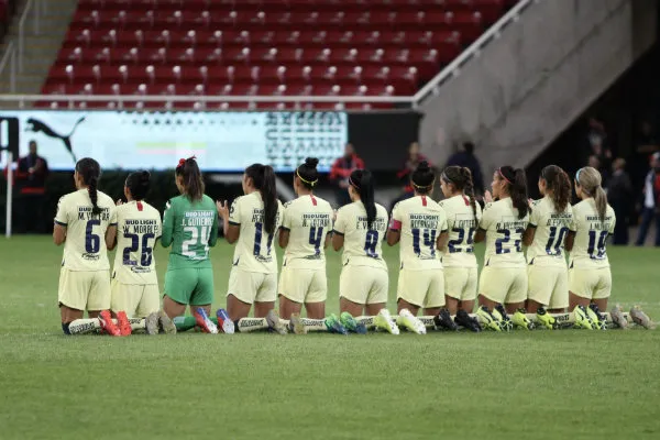 IMAGO7 Jugadoras del América en Estadio Akron