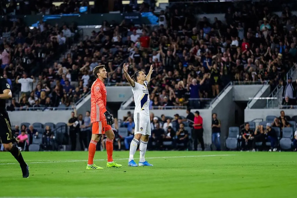 TWITTER @IBRA_OFFICIAL Zlatan Ibrahimovic celebrando un gol con LA Galaxy