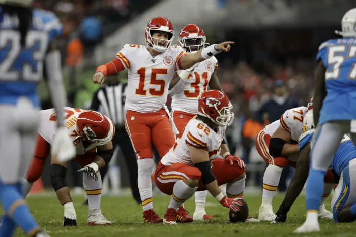 AP Mahomes, durante el partido ante Chargers