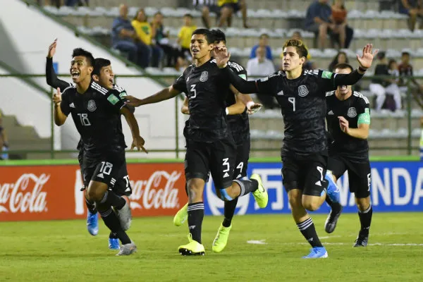 IMAGO7 Jugadores del Tri Sub 17 en festejo