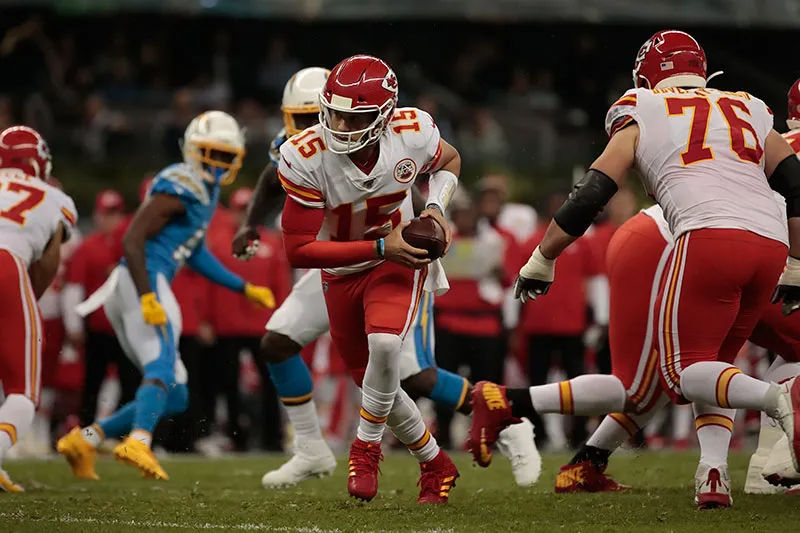 Patrick Mahomes, durante el partido en el Estadio Azteca