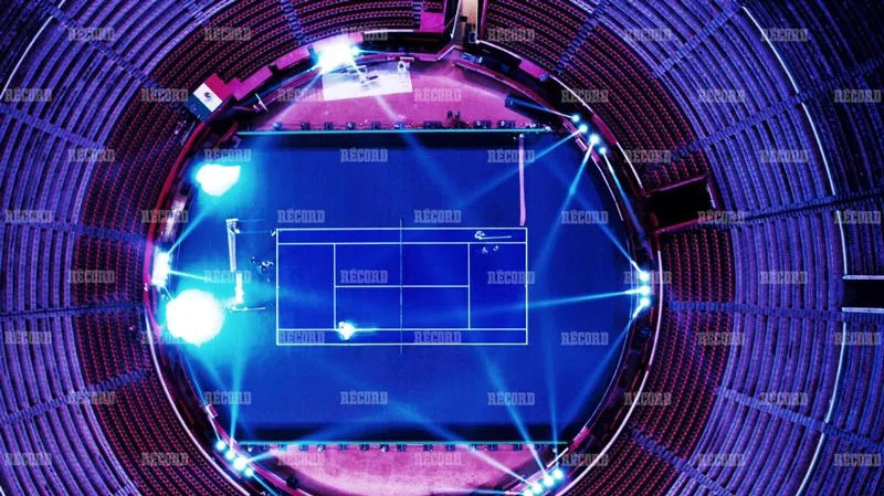 MIGUEL PONTÓN La cancha de tenis en la Plaza México