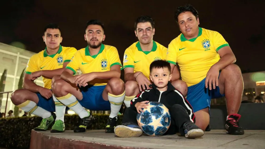 Ruiz y parte de su equipo de Fut7